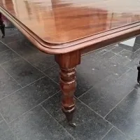 Mahogony pull out table