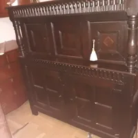 Eind 17 de eeuwse vroeg 18 de eeuwse eiken cupboard .